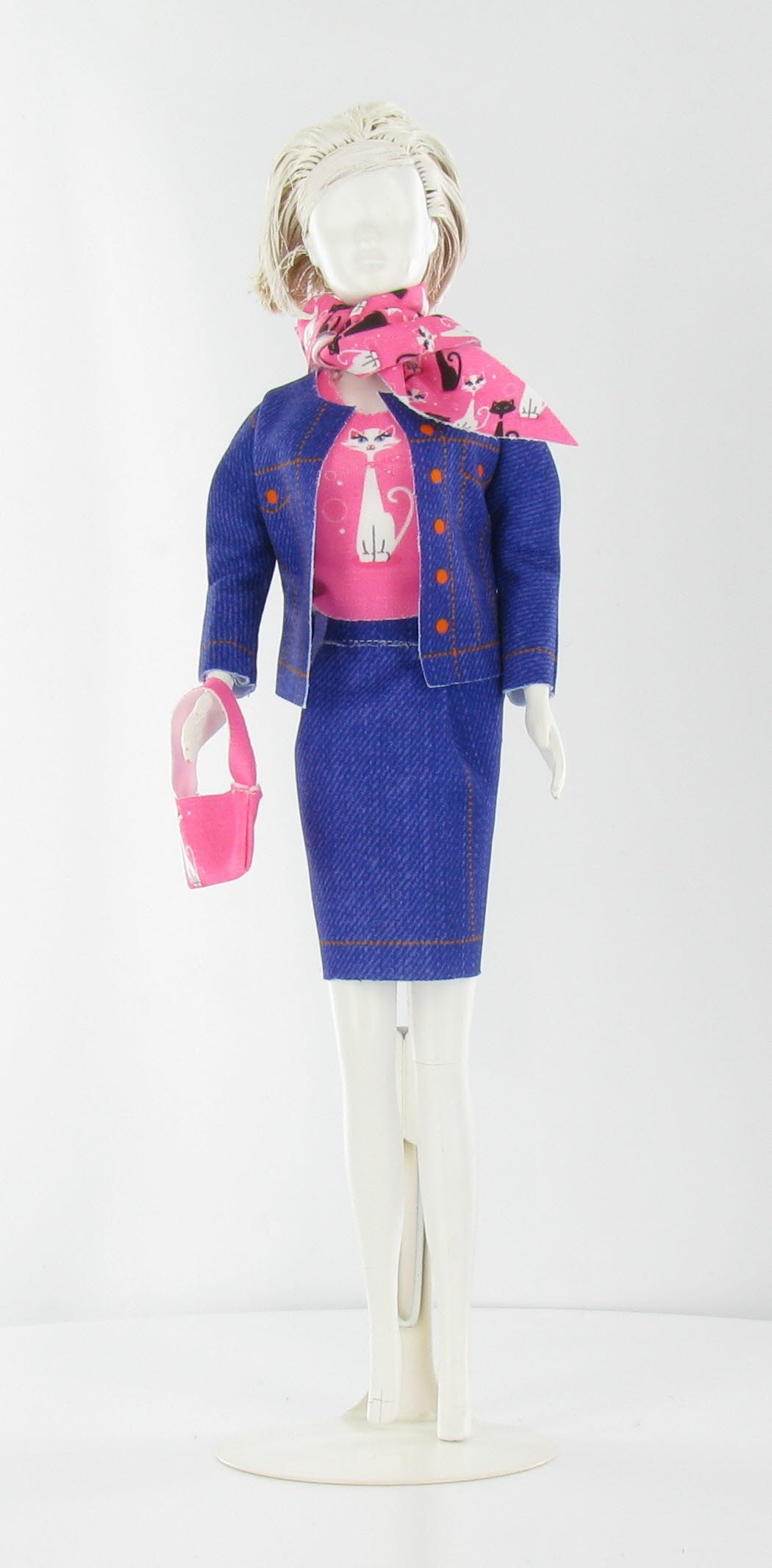 Dress Your Doll - Jacky Cat & Jeans